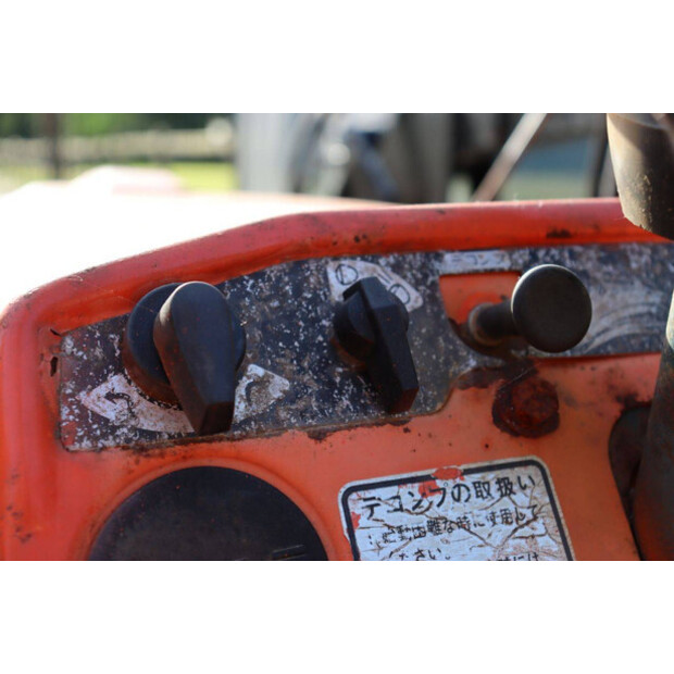 KUBOTA B7001-48040227