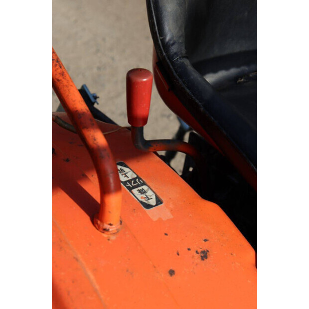 KUBOTA B7001-48040232