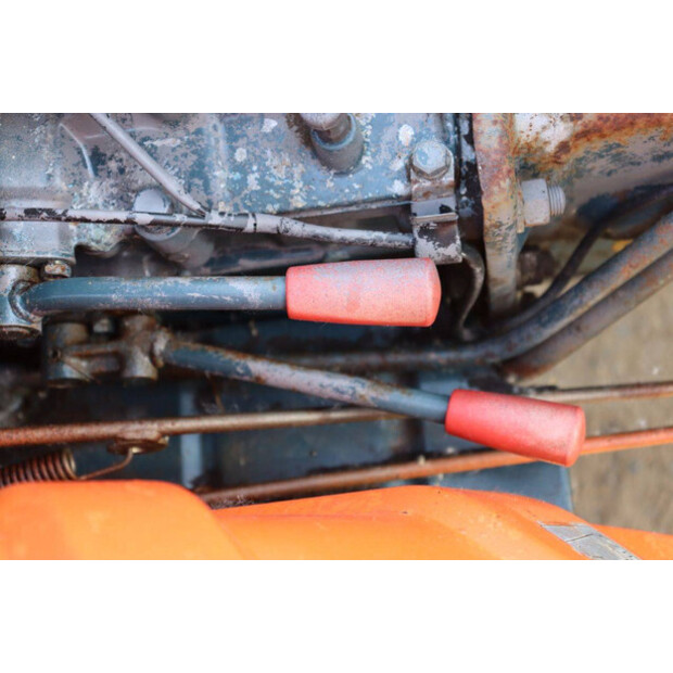KUBOTA B7001-48040233