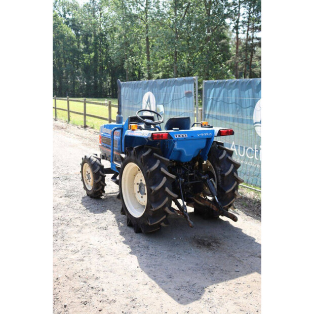 لسكي TA230F-48040285