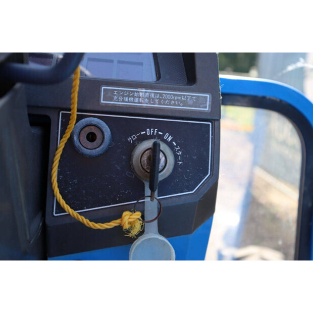 لسكي TA230F-48040322