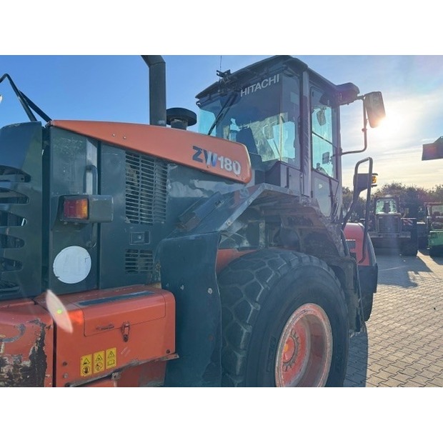 Hitachi ZW180-48046986