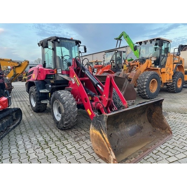 YANMAR V120-5-48047500