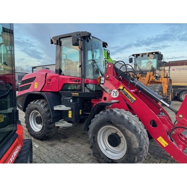 YANMAR V120-5-48047502