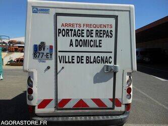 2011-renault-kangoo-1466043-48051807