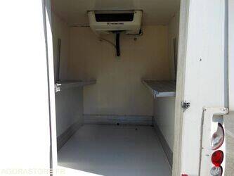 2011-renault-kangoo-1466043-48051809