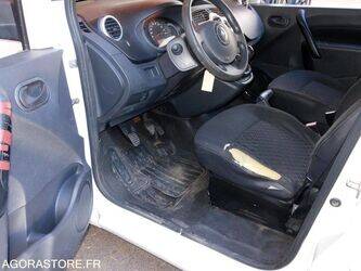2011-renault-kangoo-1466043-48051811
