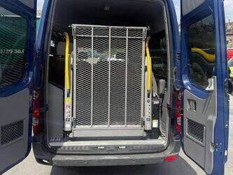 2016-volkswagen-crafter-1466056-48051997