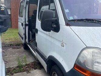 2002-renault-trafic-1466058-48052051