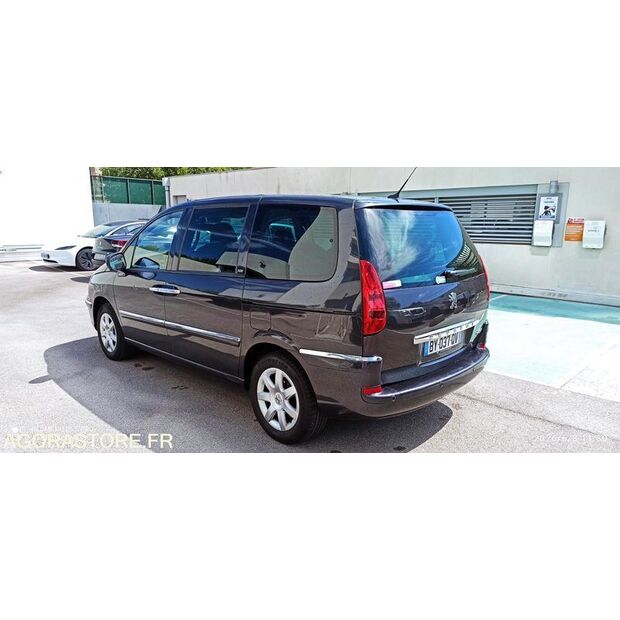 2011 بيجو 807-48052108