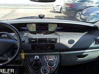 2011-peugeot-807-48052110