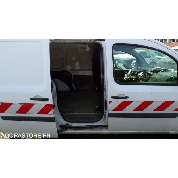 2014 Renault Kangoo-48052377