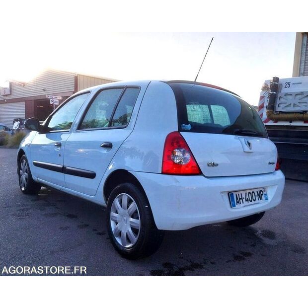 2009 رينو Clio-48052385
