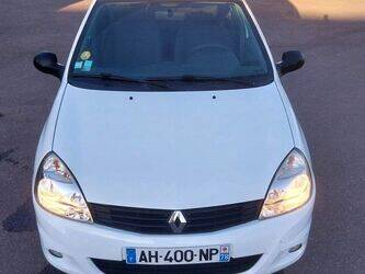 2009-renault-clio-1466074-48052391