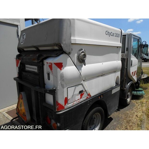 Bucher CITYCAT 2020-48052414