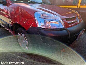 2003-citroen-berlingo-1466077-48052440