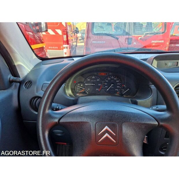 2003 سيتروين BERLINGO-48052462