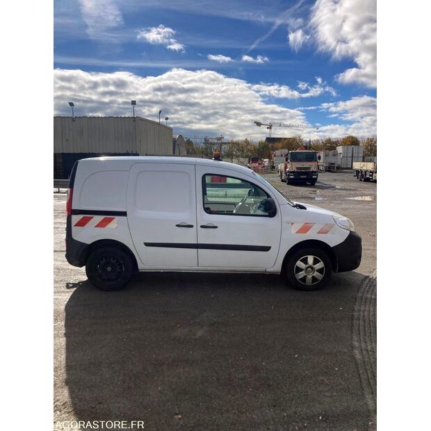 2017 Renault Kangoo-48052591