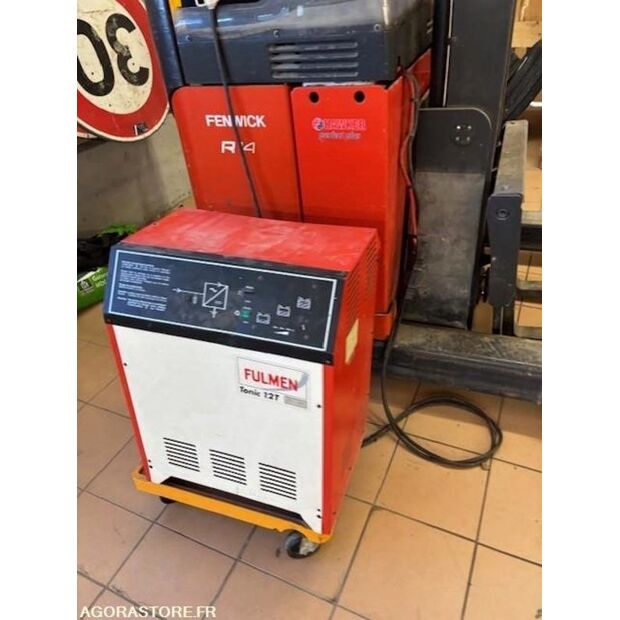 2004 Fenwick R14-48052634
