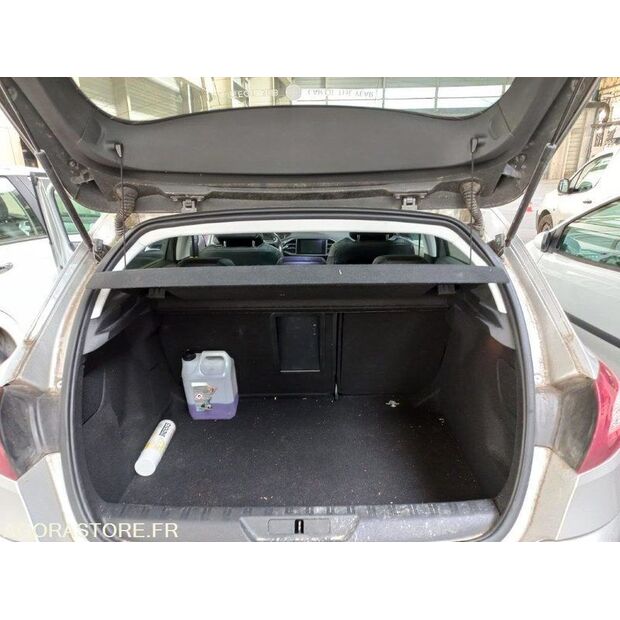 2014 Peugeot 308-48052655