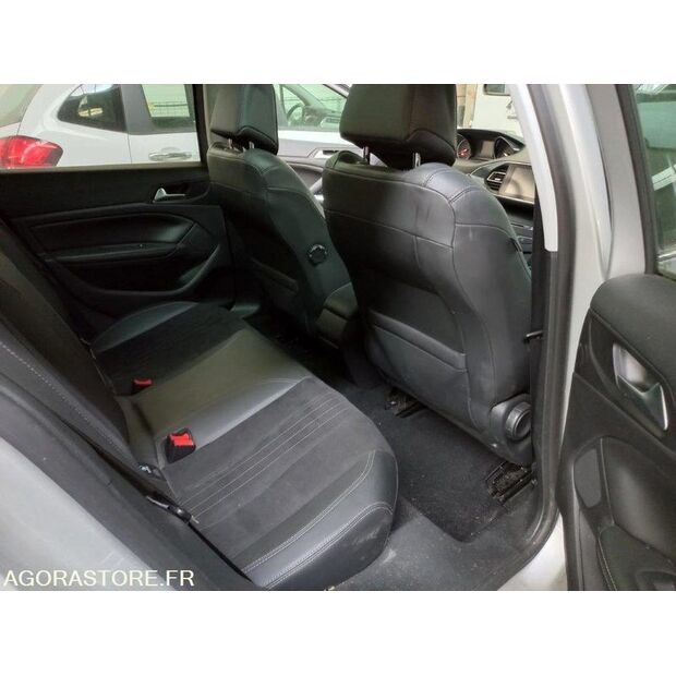 2014 Peugeot 308-48052656