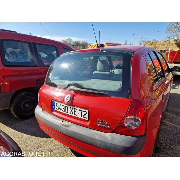 2005 رينو Clio-48052727