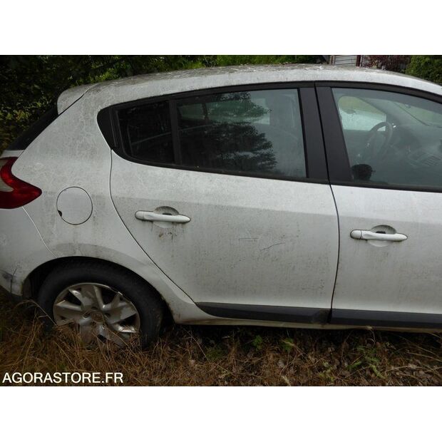 2012 Renault Megane-48052795