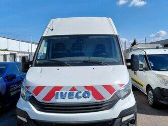 Image de Fourgonnettes 2017 Iveco 35S14N