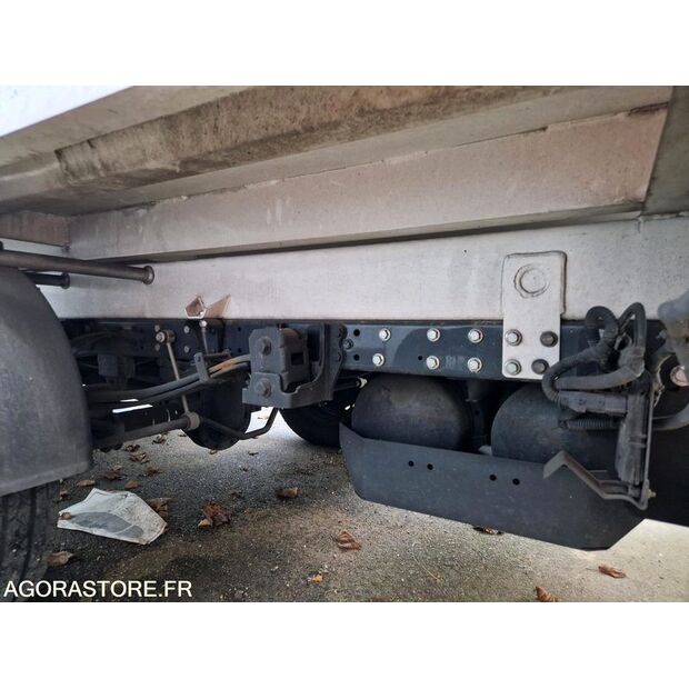 2021 Iveco 35S14N-48052847
