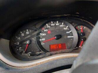 2011-renault-master-1466094-48052980