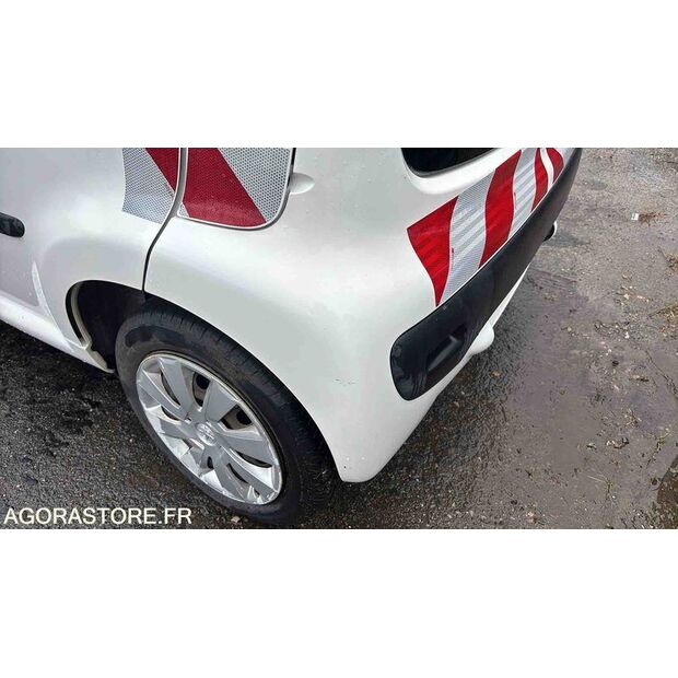 2013 Peugeot 107-48053004
