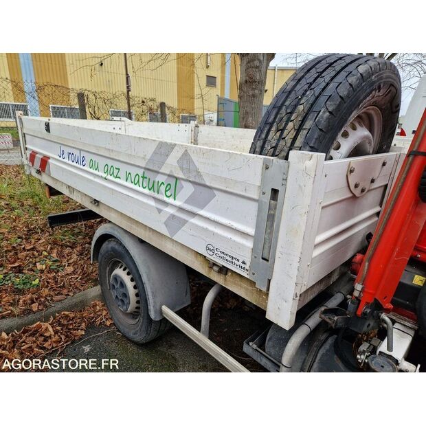 2021 Iveco 35S14N-48053094