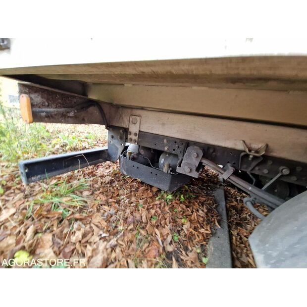 2021 Iveco 35S14N-48053099
