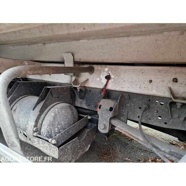 2021 Iveco 35S14N-48053113