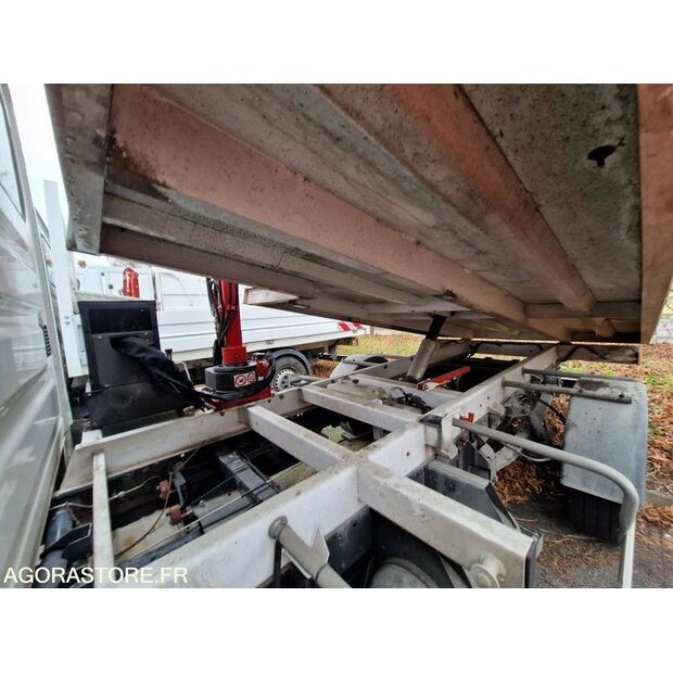 2021 Iveco 35S14N-48053131