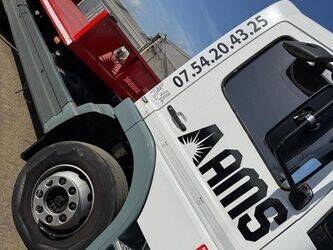 Image de CAMIONS À PLATEAU 2000 Mercedes-Benz 1517