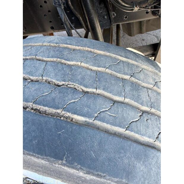 2000 Mercedes-Benz 1517-48053171