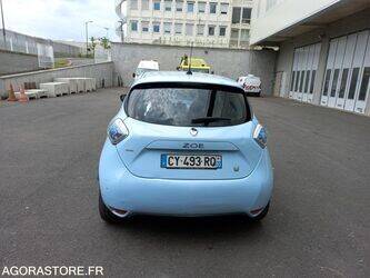 2013-renault-zoe-1466100-48053191