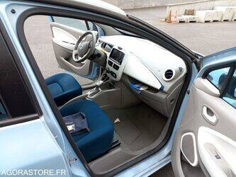 2013-renault-zoe-1466100-48053199