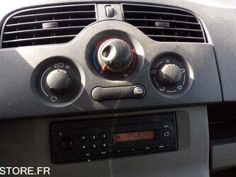 2009-renault-kangoo-1466112-48053387
