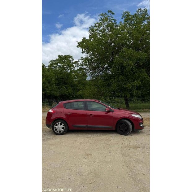 2012 Renault Megane-48053484