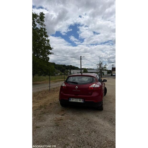 2012 Renault Megane-48053485
