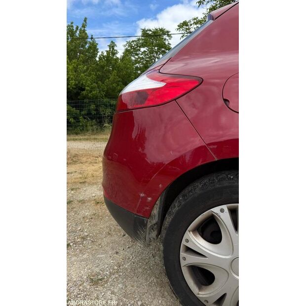 2012 Renault Megane-48053488