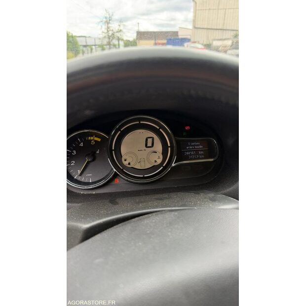 2012 Renault Megane-48053490