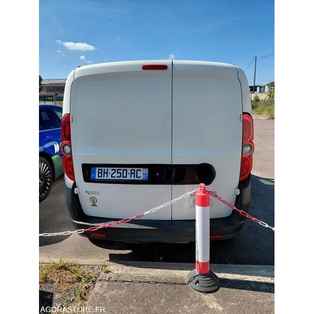 2011 Fiat Doblo-48053572
