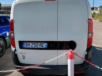 2011-fiat-doblo-1466119-48053572