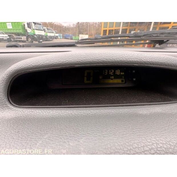 2006 Renault Twingo-48053574