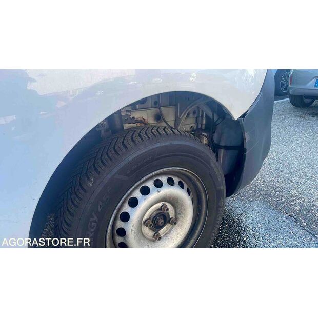 2016 Renault Kangoo-48053685