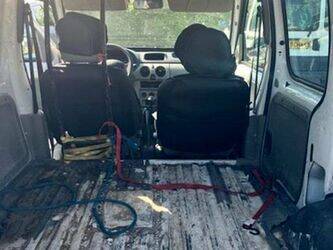 2004-renault-kangoo-1466128-48053835