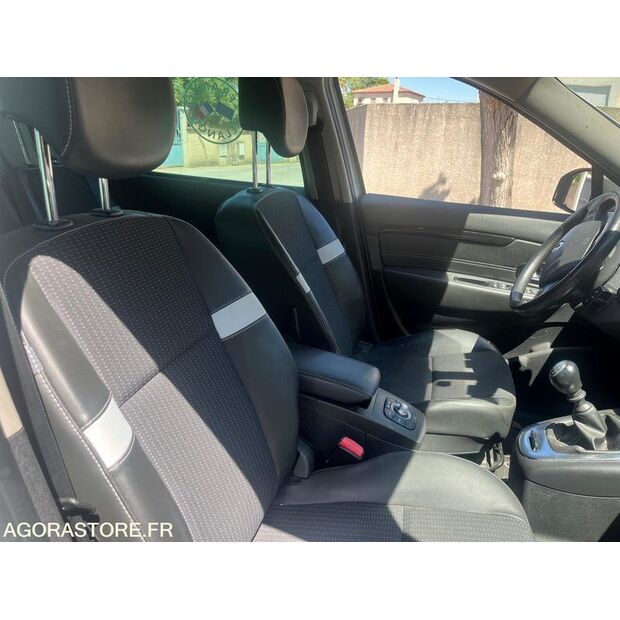 2016 Renault Megane-48053967